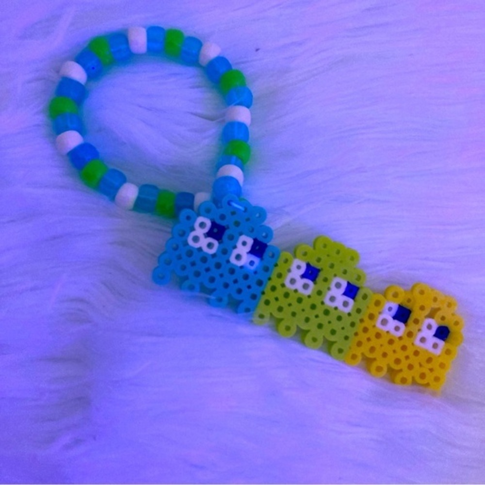 🍒 5/$25 🍒 Rave Kandi Perler Bracelet